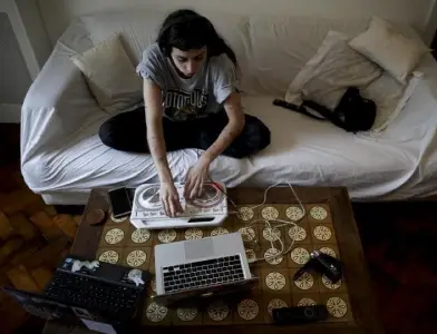 Is your desk job making you fat? Dietician Vidhisha Parekh says these 5 eating habits will fix this unhealthy practice